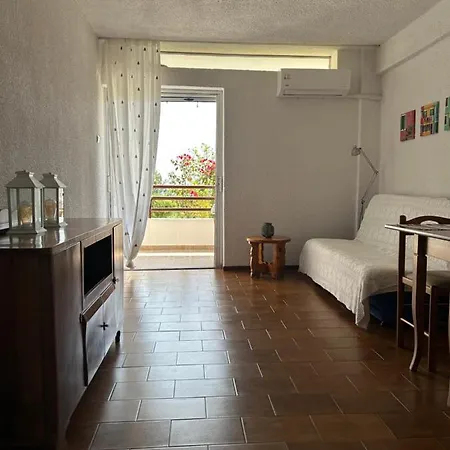 Mari E Monti Apartamento PalaiónTsiflíkion