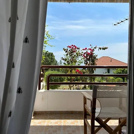 Mari E Monti Apartament *