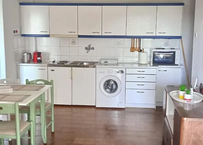 Mari E Monti PalaiónTsiflíkion